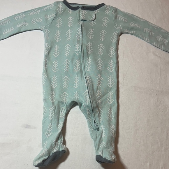 Cloud Island - Teal and White Patterned Footie Sleeper - Picture 2 of 4